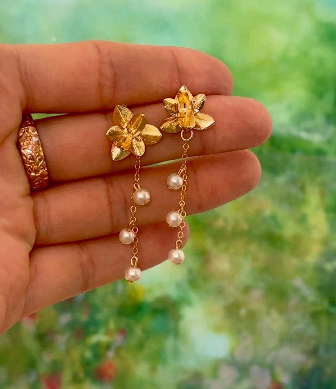 Magnolia Pearl Earrings